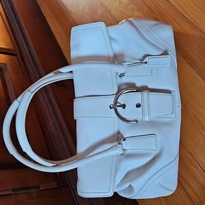 Vintage Coach 9550 Soho Magnetic Buckle Flap Satchel White Leather Handbag